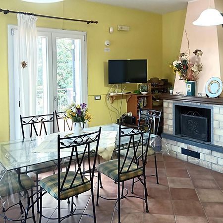 Villa Melany Casa Vacanza ピエディモンテ・エトネーオ エクステリア 写真