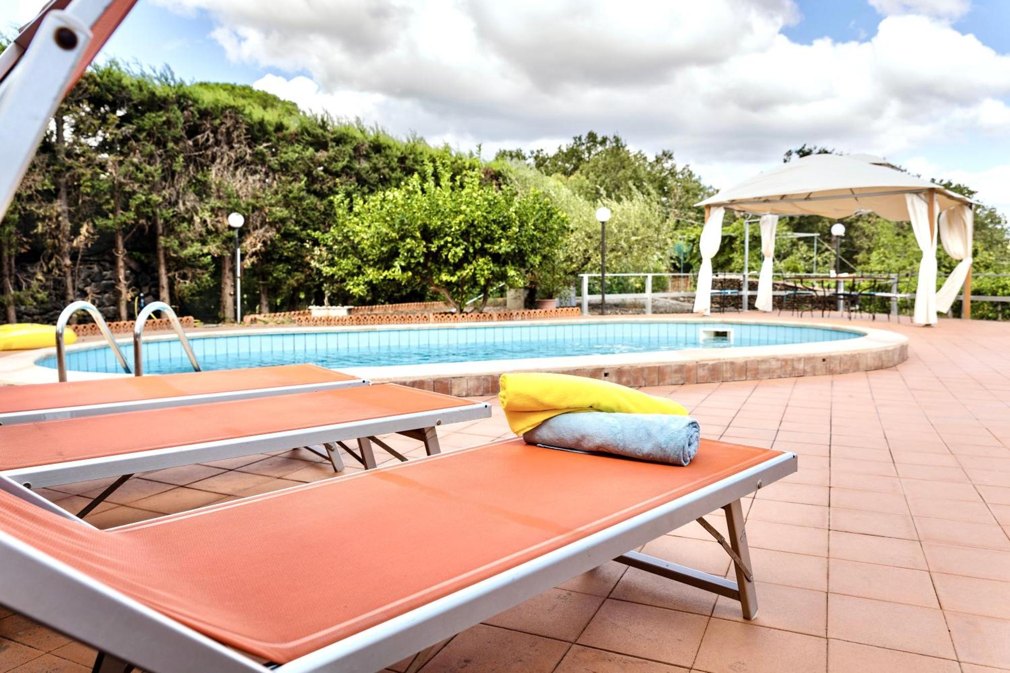 Villa Melany Casa Vacanza ピエディモンテ・エトネーオ エクステリア 写真