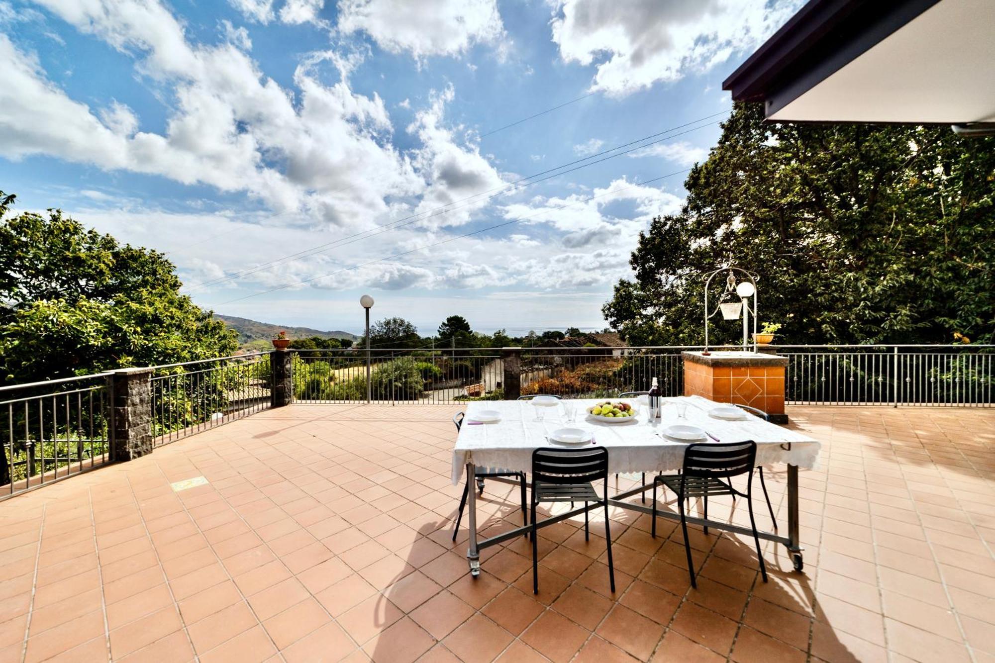 Villa Melany Casa Vacanza ピエディモンテ・エトネーオ エクステリア 写真