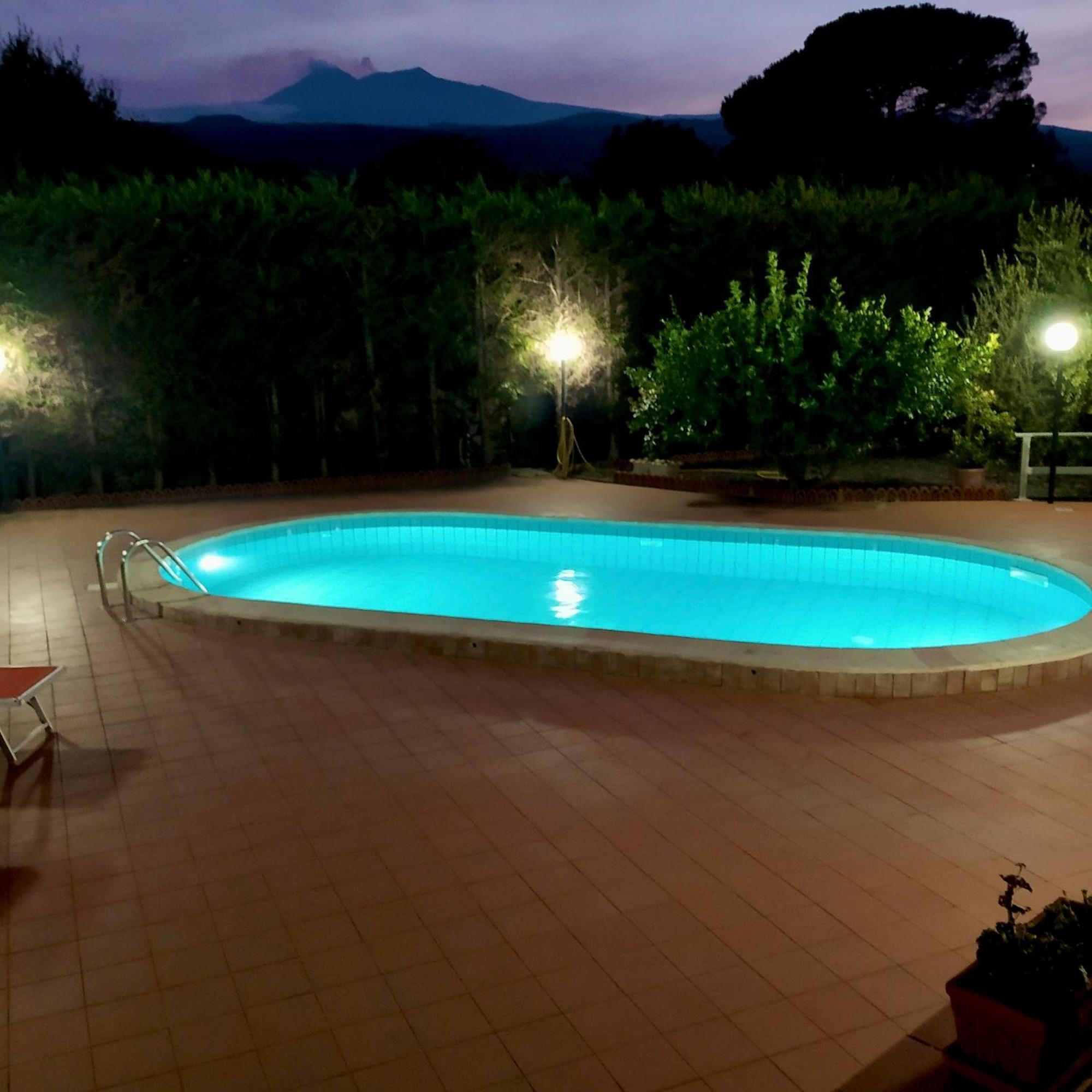 Villa Melany Casa Vacanza ピエディモンテ・エトネーオ エクステリア 写真