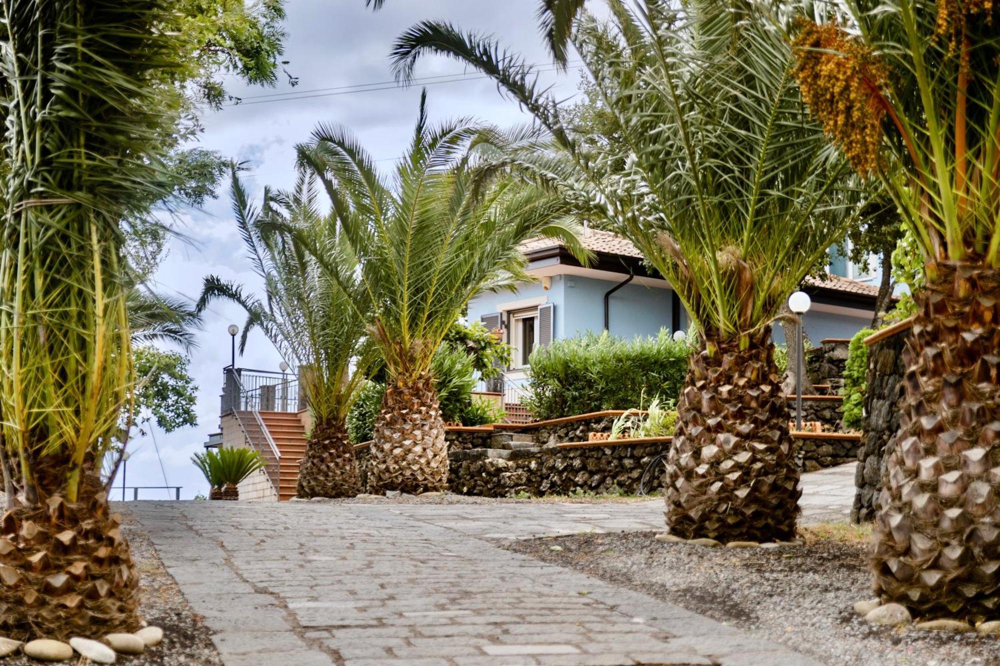 Villa Melany Casa Vacanza ピエディモンテ・エトネーオ エクステリア 写真