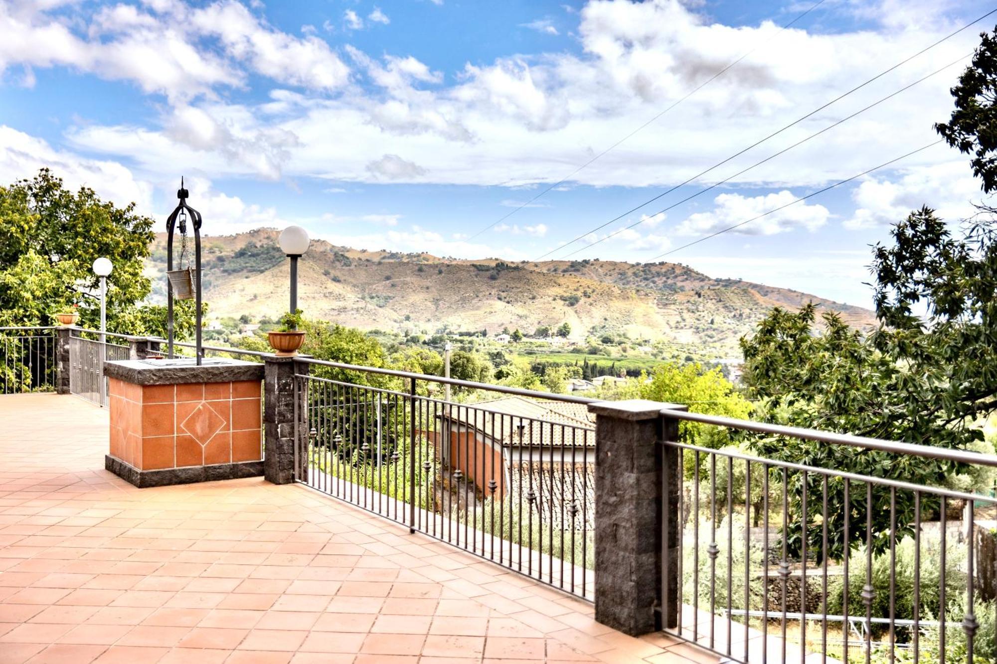 Villa Melany Casa Vacanza ピエディモンテ・エトネーオ エクステリア 写真