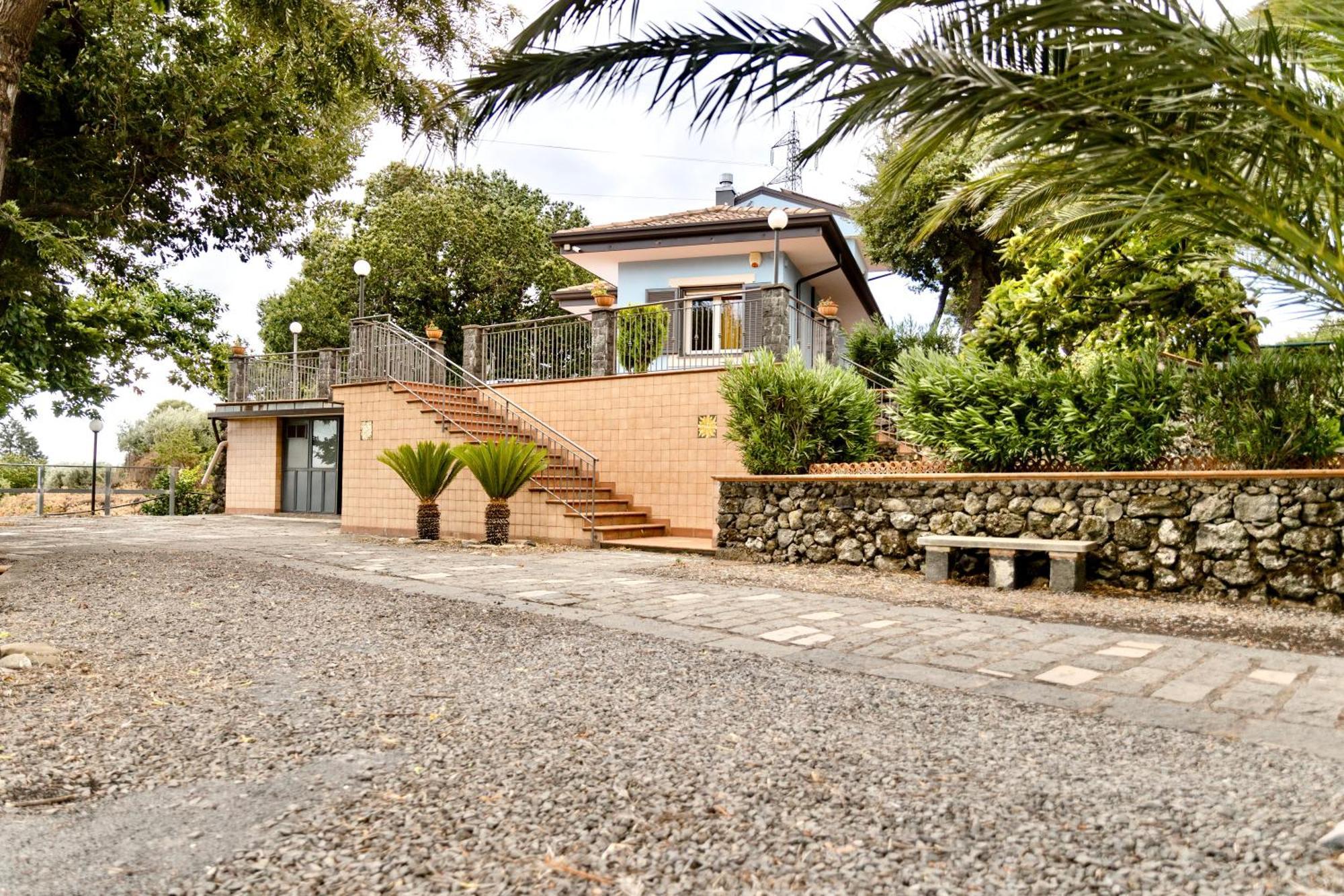 Villa Melany Casa Vacanza ピエディモンテ・エトネーオ エクステリア 写真