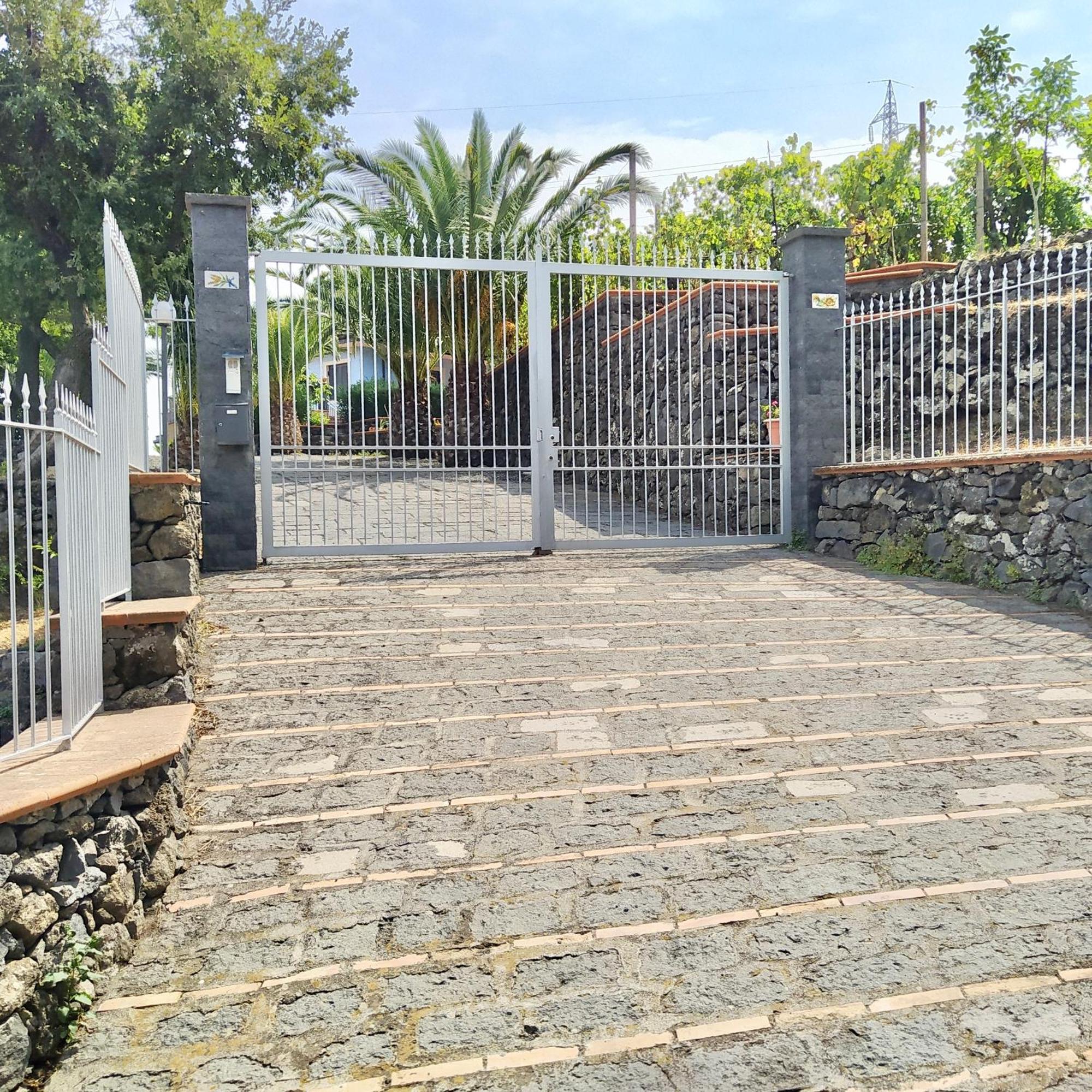 Villa Melany Casa Vacanza ピエディモンテ・エトネーオ エクステリア 写真